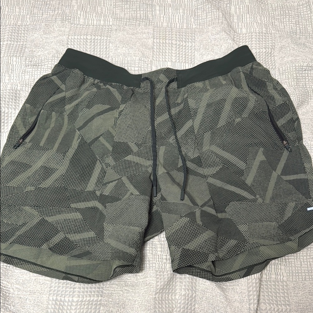 Lululemon Athletica Green Athletic Shorts with Camouflage Pattern